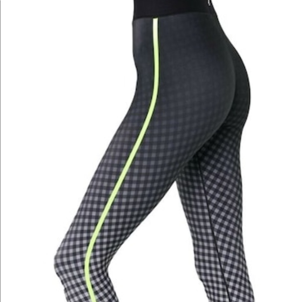 Ultracor checkered legging with matching bra